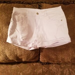 White Distressed Hocaies Shorts, Sz 8, NEVER WORN